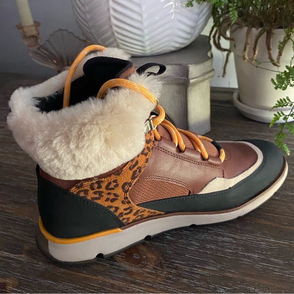 COLE HAAN 4.Zero Grand Lodge Leopard Lace-Up Waterproof Leather Hiker Boots - Picture 8 of 11